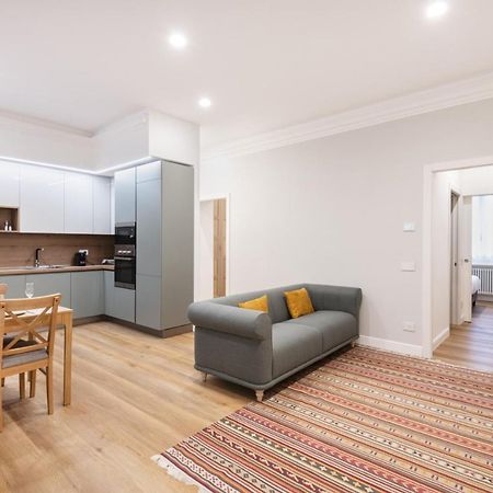Easylife - Confortevola Dimora In Porta Venezia Milan Luaran gambar